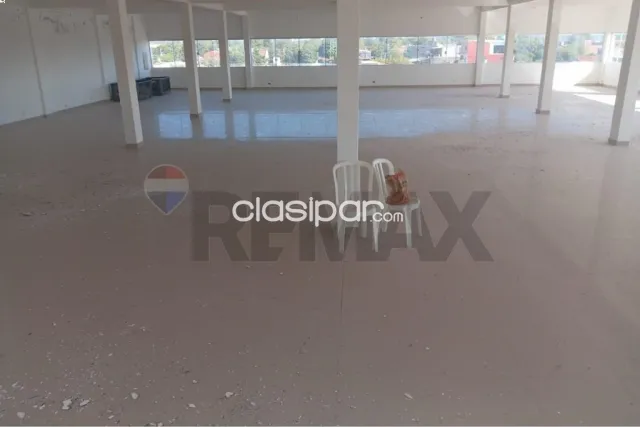 Edificio comercial fucionando 4 pisos en esquina en el corazon de alberdi-ñeembucu, foto 2