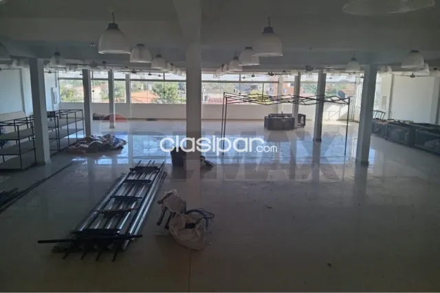 Edificio comercial fucionando 4 pisos en esquina en el corazon de alberdi-ñeembucu, foto 5