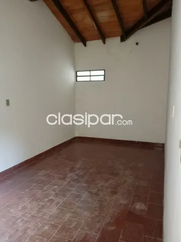 🏡 alquilo casa en esquina en el centro de Villa Elisa 📌 cod 6933, foto 4