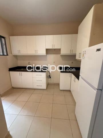 🏡 en alquiler – dúplex amoblado en esquina con 4 habitaciones en barrio américa, Luque 📌
