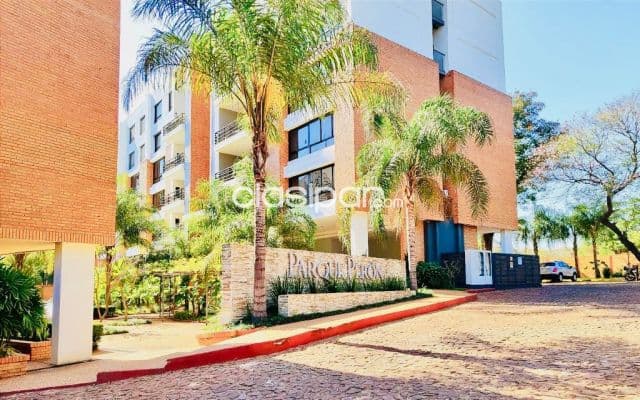 Departamento de 2 dormitorios y 2 cocheras cubiertas
