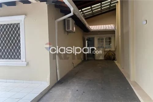Casa en Venta en Central Luque, foto 2