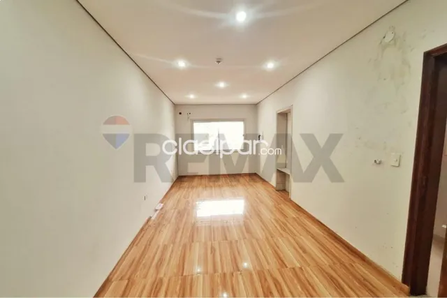 Propiedad FM1B sobre Lillo con Alto Potencial Comercial — foto 3