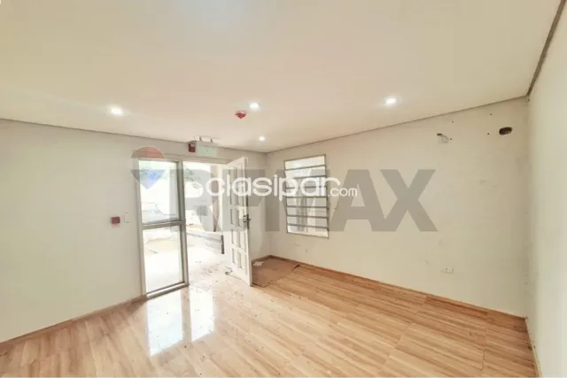 Propiedad FM1B sobre Lillo con Alto Potencial Comercial — foto 4