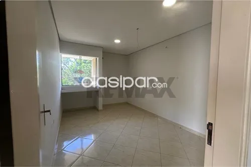 Duplex en Venta en Central Luque, foto 4