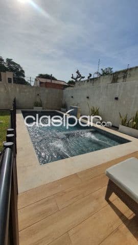 En venta amplia residencia en Fernando de la Mora Zona Norte