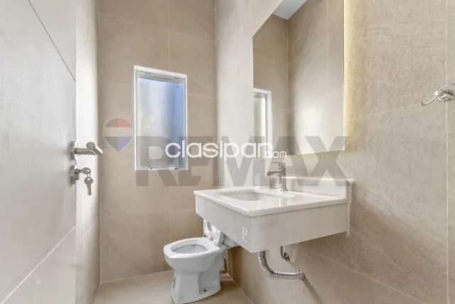 Dúplex a estrenar en Lambaré Zona Yacht — foto 2