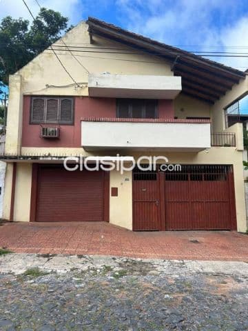 Casa en barrio san vicente - asuncion