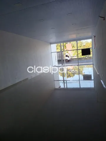 *alquiler de salones comerciales a estrenar sobre madame lynch* cod 6925, foto 3