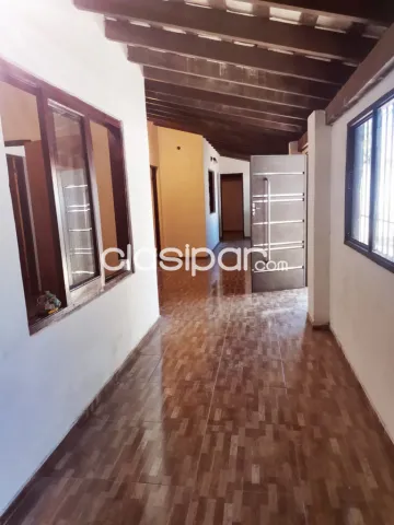 Casa en el centro mismo de San Lorenzo, muy buena ubicación. Barrio San José — foto 4
