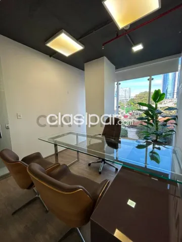 Oficina corporativa en edificio atrium — foto 3