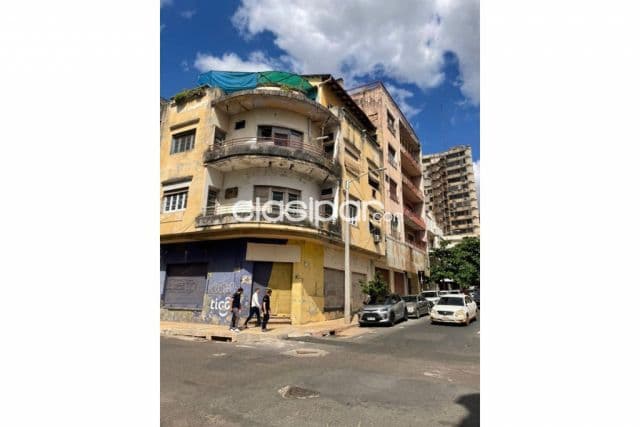 Edificio patrimonial con alto potencial de desarrollo en el casco histórico de asunc