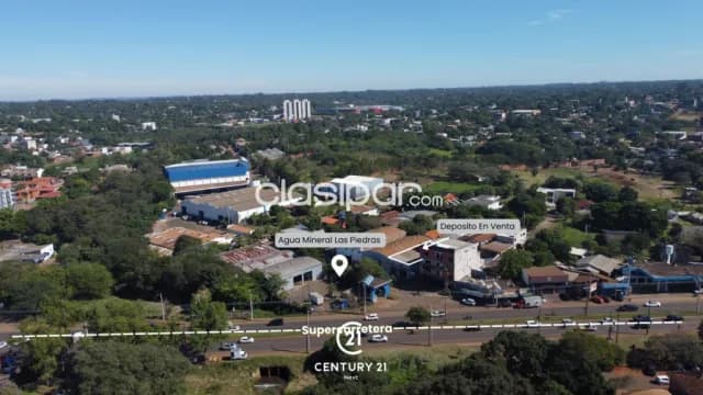 Deposito sobre la supercarretera — foto 4