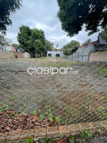 Terreno en esquina sobre avenida españa — foto 2