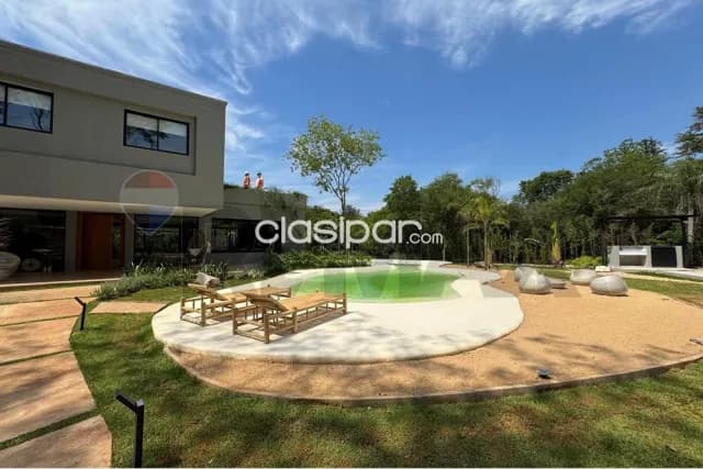 Amplia residencia en San Bernardino, foto 2