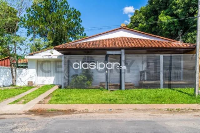 hermosa casa en la ciudad de Luque — foto 5