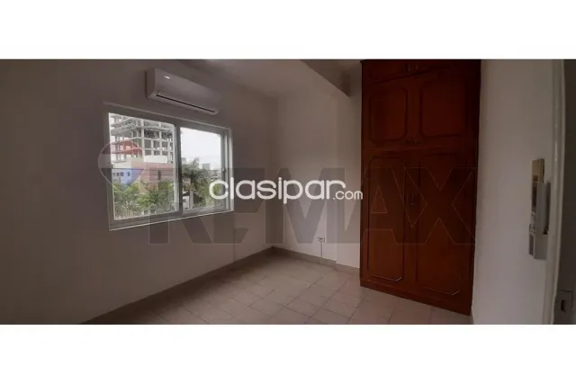 Departamento en Encarnación, 2 dorm. y cochera, foto 5