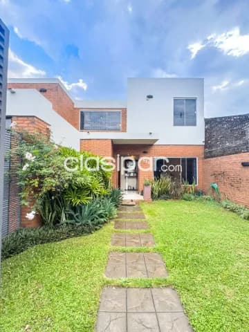 Hermosa y amplia casa de 3 habitaciones en barrio campo grande de Luque, zona cit, foto 2