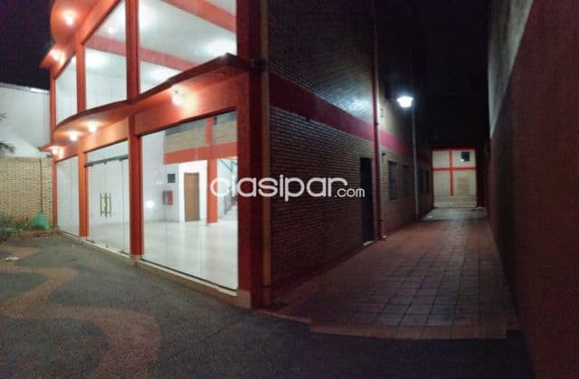 Depósito con show room en Luque‼️ c-1008
