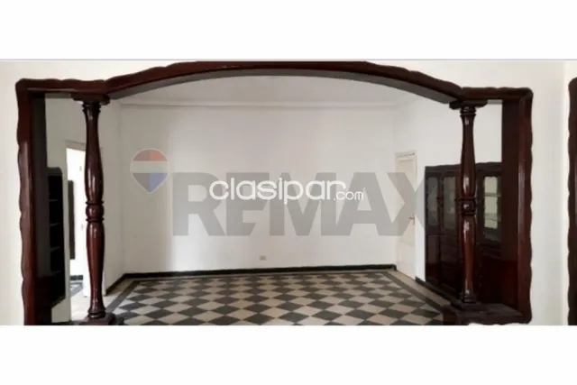 En venta Residencia de Estilo Colonial en Asuncion — foto 3