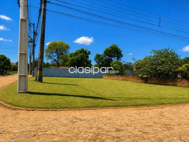 Amplio terreno 448 m² en Luque, foto 3