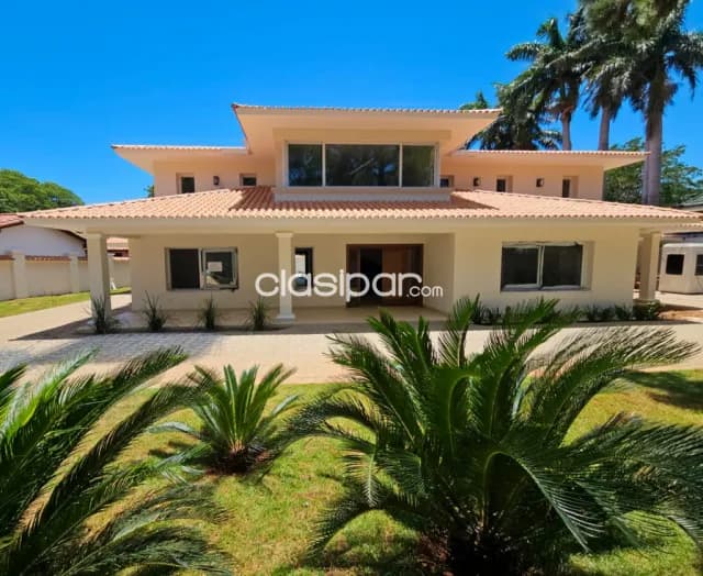 En alquiler casa de lujo con 4 dormitorios en suite zona Los Laureles Casa Rica — foto 4