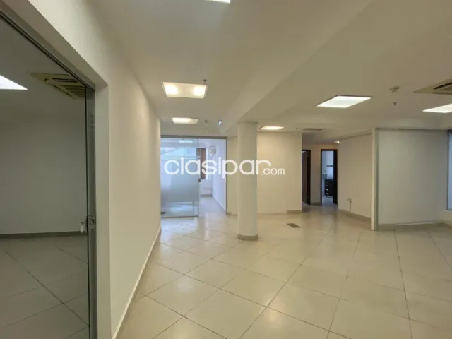 Se Alquila Oficina Corporativa Con 5 ambientes amplios En barrio Recoleta — foto 4