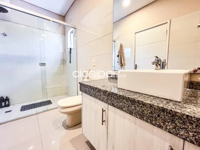 En venta casa en Mariano Roque Alonso, foto 5