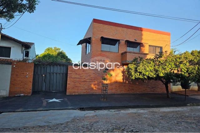 Casa en venta en lambare