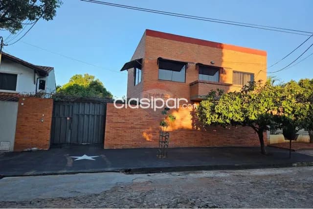 Casa en venta en lambare — foto 2