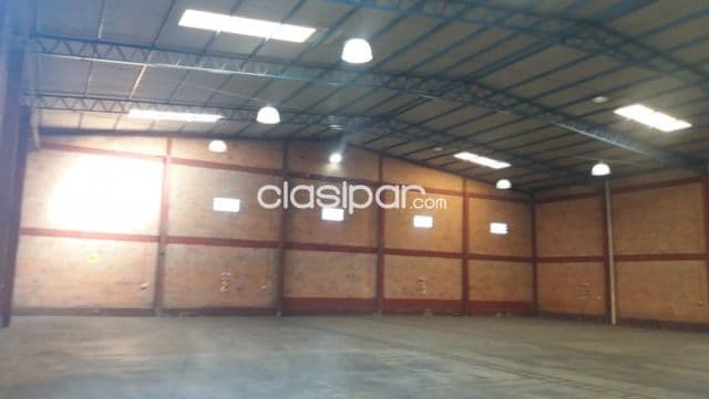 Deposito de 1.040 m2 en Luque‼️c-1010 — foto 1