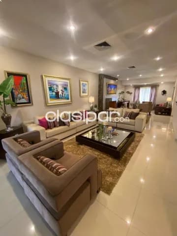 Residencia en venta en barrio mburucuyá, foto 2