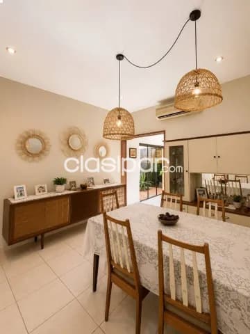 Amplia residencia en venta en barrio ycua sati — foto 2