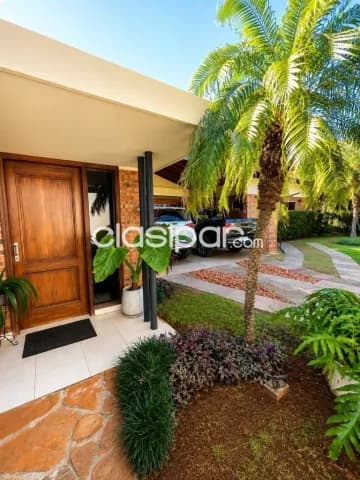 Amplia residencia en venta en barrio ycua sati — foto 5