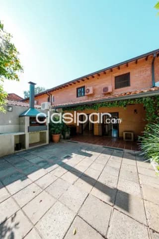 *EN ALQUILER - Dúplex de 3 dormitorios en suite + área de servicio, Barrio Mburucuya* — foto 4