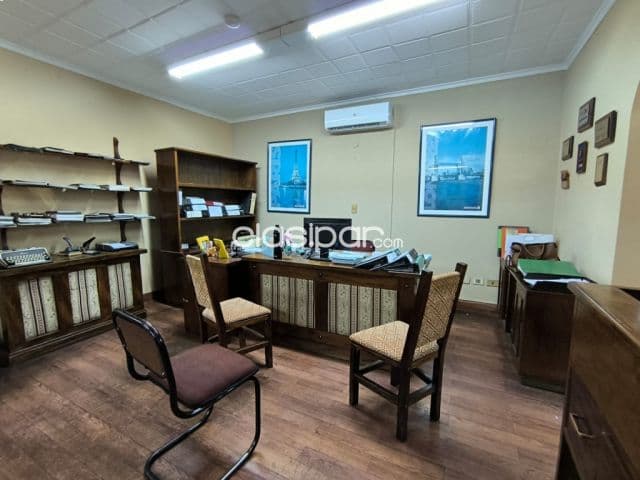 Oficina en el centro de asuncion