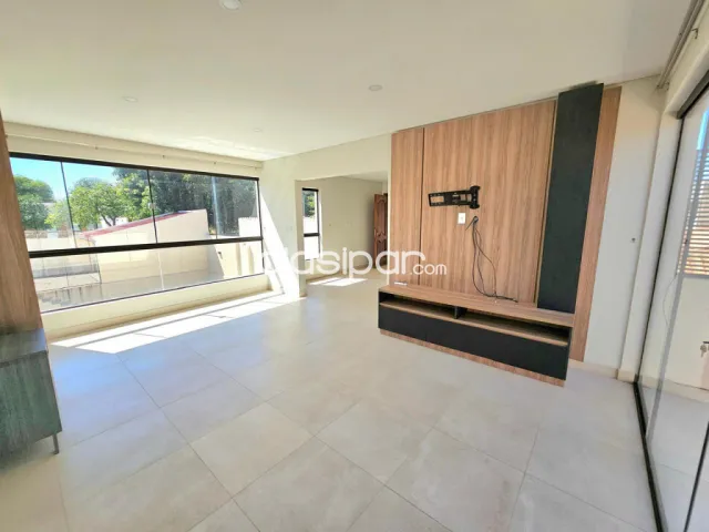 En venta Hermosa Residencia a una cuadra de Lillo, foto 2