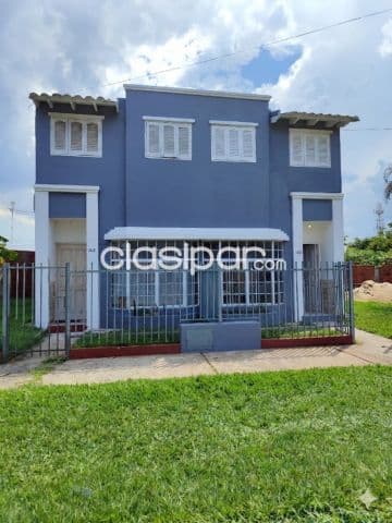 Terreno 438 metros cuadrados con 2 Dúplex de 2 Plantas en Mariano Roque Alonso