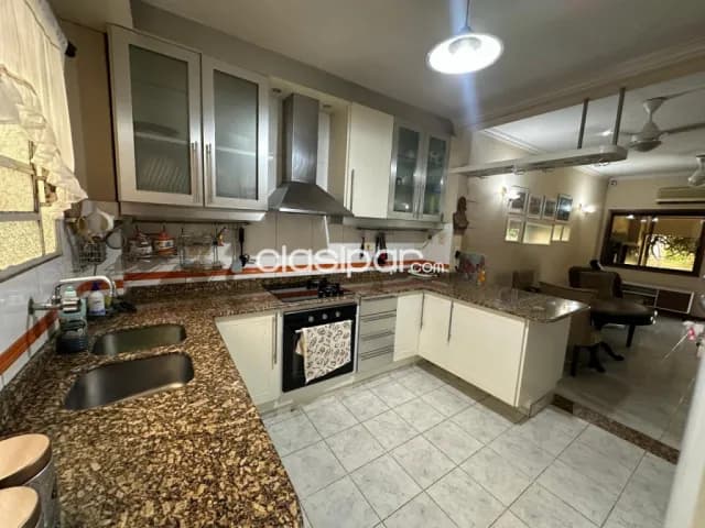 🏡✨ ¡oportunidad única en barrio Jara! Amplia residencia con piscina + departamento indepe — foto 5