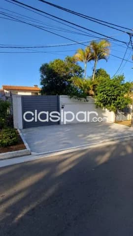 Amplia casa 5 dormitorios en barrio sajonia asuncion, foto 2