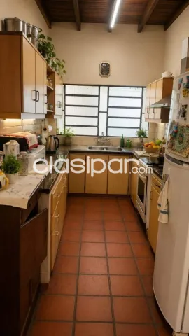 Amplia casa 5 dormitorios en barrio sajonia asuncion, foto 5