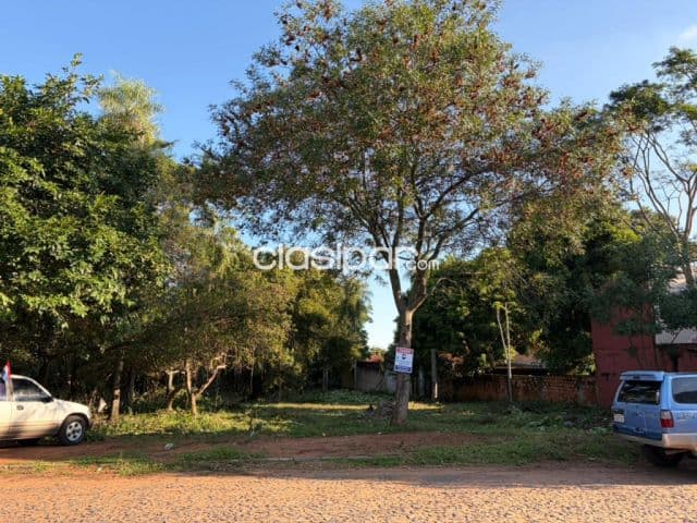 Hermosa Propiedad a 100mts del asfalto con excelente ubicación en San Lorenzo — foto 1