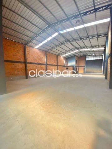 En Venta 2 Depósitos en Mariano Roque Alonso V079