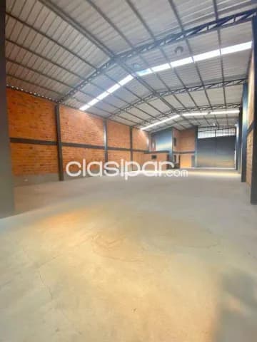 En Venta 2 Depósitos en Mariano Roque Alonso V079, foto 2