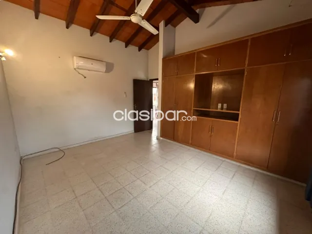 Casa de tres dormitorios en el barrio kennedy Lambaré, foto 4