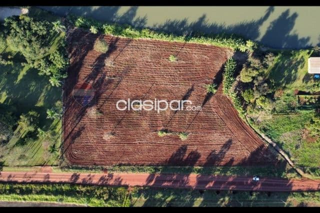 Amplio terreno en Ciudad del Este lado acaray