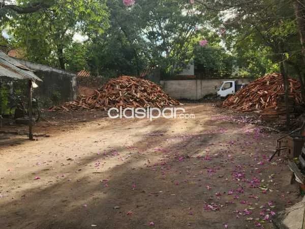 terreno con depósito sobre la calle Lombardo ID: 12219 — foto 3
