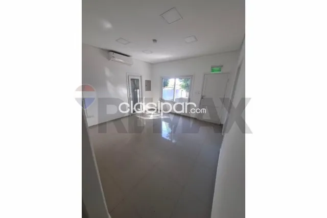 Amplio terreno con depositos en Villa Elisa — foto 5
