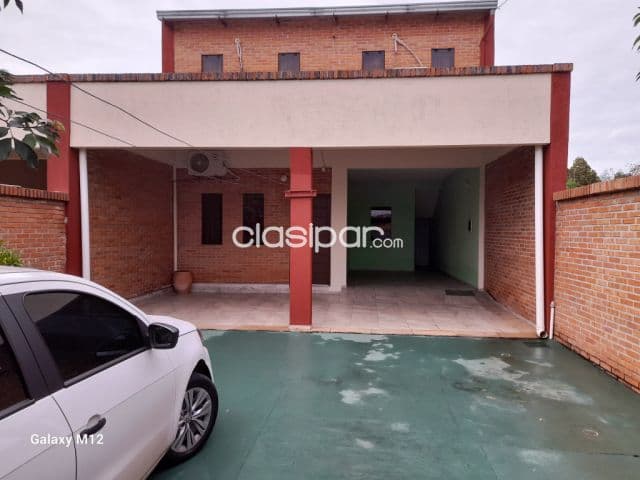 Hermosa casa en Ñemby excelente ubicacion