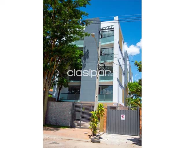 Amplio departamento amoblado de 2 dormitorios en barrio Villa Morra — foto 2